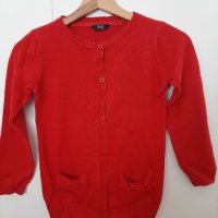 Червена жилетка, снимка 1 - Детски пуловери и жилетки - 43436443