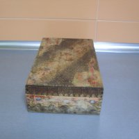 Стара дървена кутия., снимка 3 - Антикварни и старинни предмети - 43375487