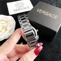 Стилен дамски ръчен часовник Версаче Versace, снимка 2 - Дамски - 37075339