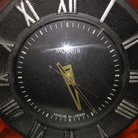 Настолен часовник , снимка 3 - Антикварни и старинни предмети - 40838235