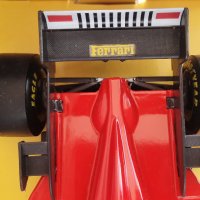 Ferrari F310 1996 М. Schumacher 1:20-колекционерски метален болид, снимка 5 - Колекции - 44094839