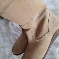 Дамски бежови зимни ботуши Timberland 36 номер, снимка 1 - Дамски ботуши - 43059946