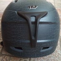 Каска шлем за ски сноуборд зимни спортове  GIRO TILT, снимка 1 - Спортна екипировка - 26637040