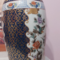 Голяма азиатска ваза в отлично състояние. Изключително красива и запазена., снимка 3 - Вази - 44901248