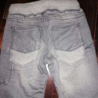 Детски дънки на Urban Rascals - размер 5 години, снимка 2 - Детски панталони и дънки - 32962857