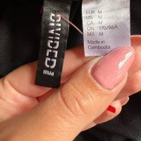 H&M Черна разкроена в талията рокля М размер 🖤 , снимка 5 - Рокли - 44017110