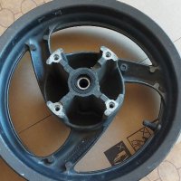 Honda forza 250 предна джанта, снимка 2 - Гуми и джанти - 37761766