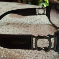 Оригинални слънчеви очила Helfiger, снимка 2 - Слънчеви и диоптрични очила - 37145089