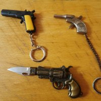 Пистолети ключодържатели с капси, снимка 2 - Колекции - 43375201