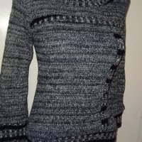 ДАМСКА  ИТАЛИАНСКА БЛУЗА с ламска вълна  - Размер  S , снимка 3 - Блузи с дълъг ръкав и пуловери - 43275774