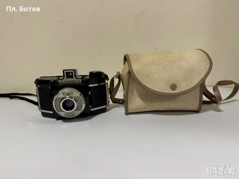 Стар фотоапарат Coronet 6x6, снимка 1