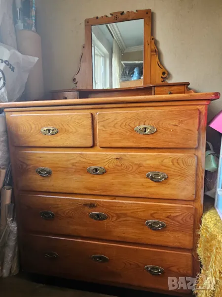 Антикварен скрин, снимка 1