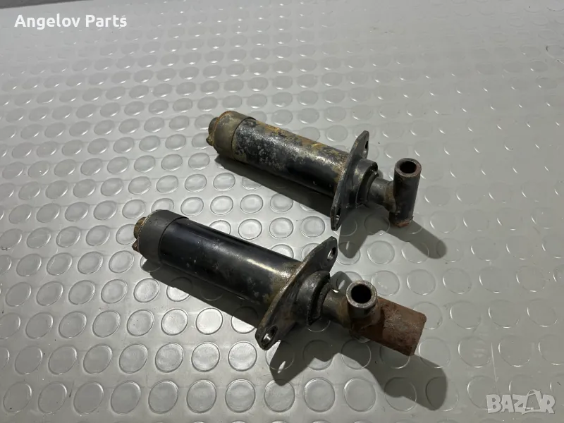 Буферите на предната броня за BMW E30 (троен стоп), снимка 1