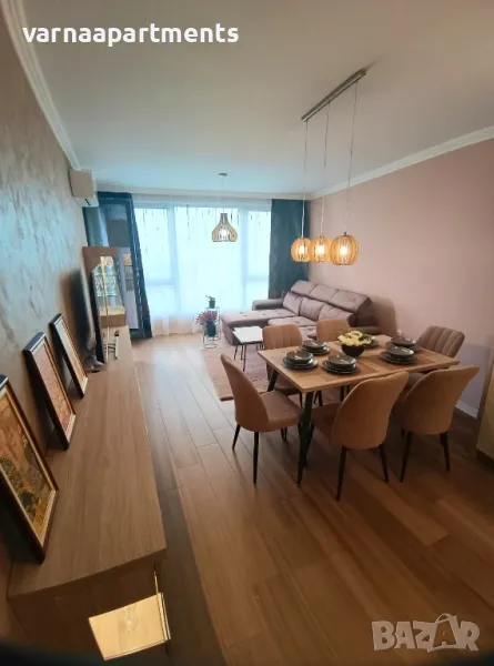 Луксозен двустаен апартамент Лунна светлина в Чайка до Морската градина, снимка 1