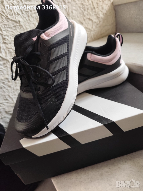 Маратонки Adidas, снимка 1