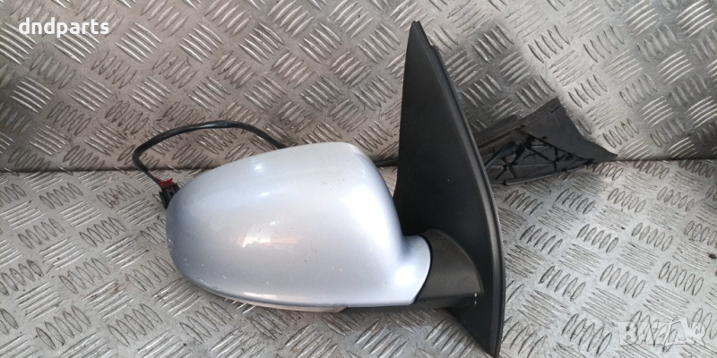 Дясно огледало VW Golf 5 2005г.	, снимка 1