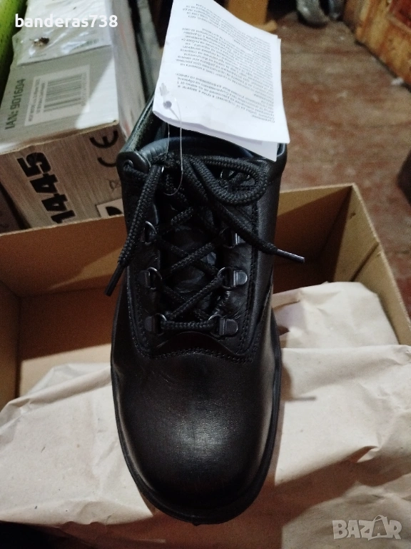Продавам работни обувки , снимка 1