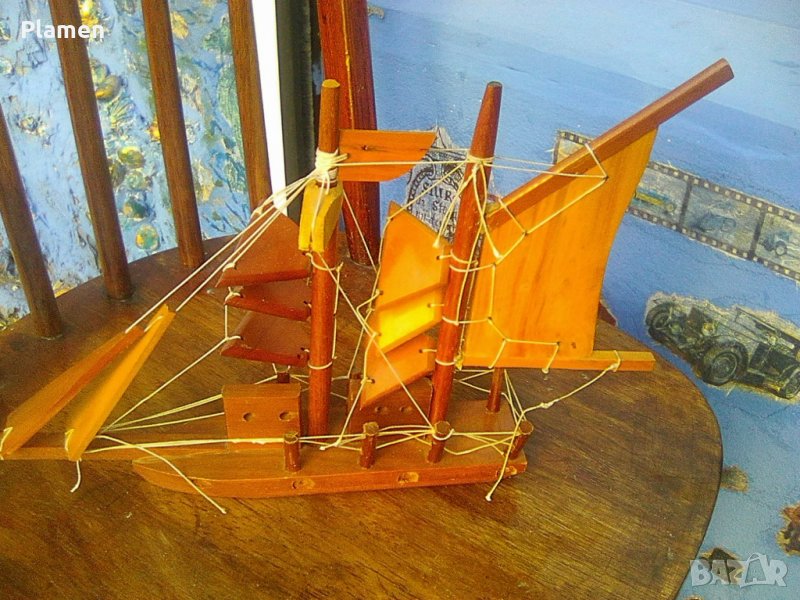 Модел на ветроходен кораб от дърво, снимка 1