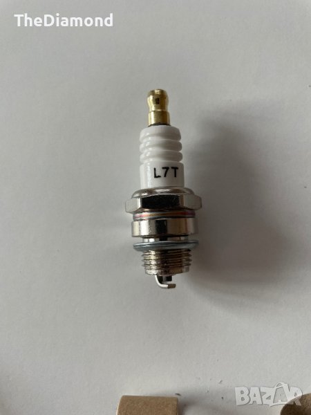 СВЕЩ ЗА ДВУТАКТОВ ДВИГАТЕЛИ .ЗА КОСА/ТРИОН L7T, снимка 1
