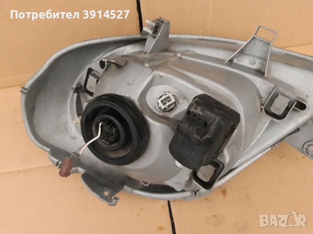 ФАР  /Рено Трафик, снимка 3 - Части - 43733379