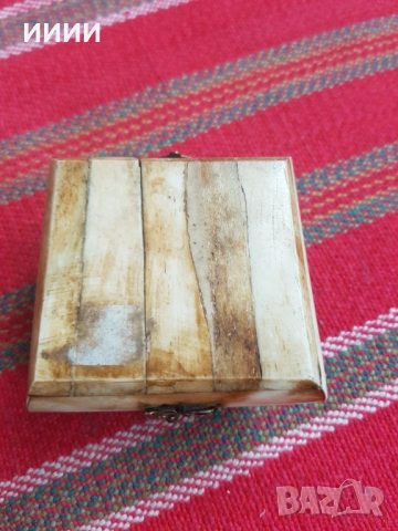 Кокалена кутия за бижута , снимка 4 - Антикварни и старинни предмети - 53401103