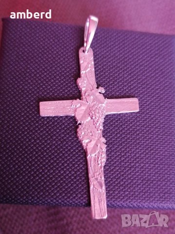 Много красив сребърен кръст - модел С009