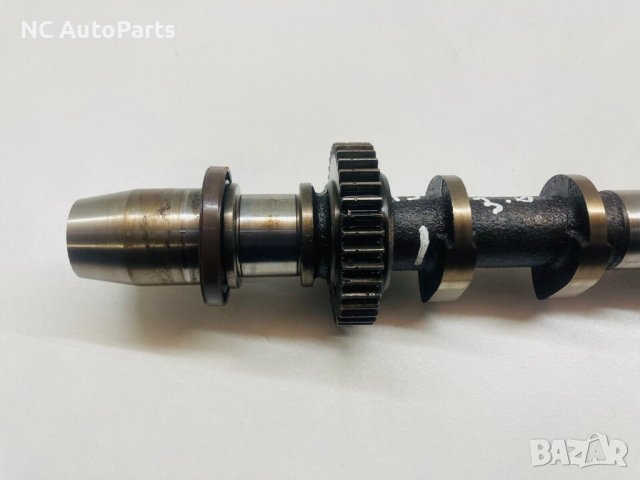 Всмукателен разпределителен вал за TOYOTA HILUX 3.0 дизел 171 коня 1KD-FTV 2013, снимка 2 - Части - 43848096