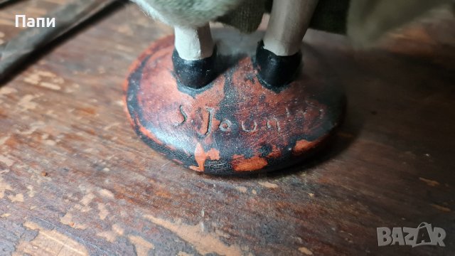 Винтидж баба с прътове ,от средата на 20-век с подпис от автора, снимка 8 - Антикварни и старинни предмети - 43222796