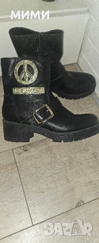 боти Moschino 38 номер 