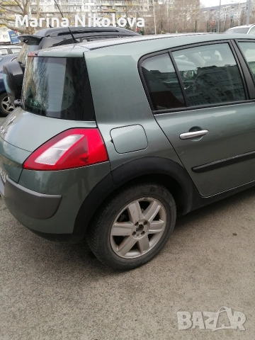 Продавам изгодно Рено Меган 2004 г, бензин, снимка 2 - Автомобили и джипове - 52946665