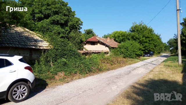 Продавам дворно място 1800м2 в с. Островче, снимка 13 - Парцели - 37517139