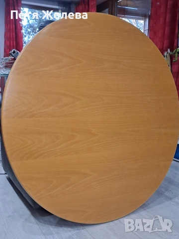 Къгла трапезна маса от дърво/масив- Австрия , снимка 4 - Маси - 53128785