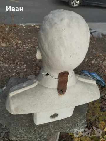 Гипсов бюст на Сталин , снимка 4 - Антикварни и старинни предмети - 48142590