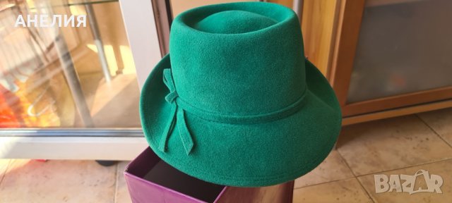 Дамска филцова шапка 