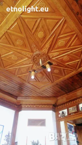 Полилеи от автентични реставрирани бъчви с дървена чашка , снимка 5 - Лампи за таван - 44113335