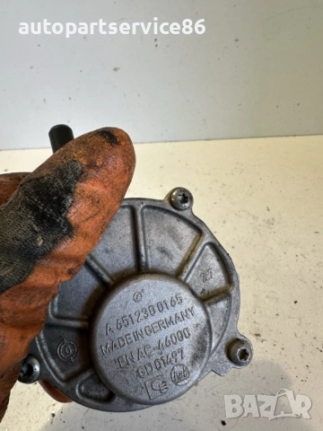 Вакуумна помпа за Jeep Compass 2.2 CRD (2011) A6512300165, OM651, снимка 2 - Части - 53392137