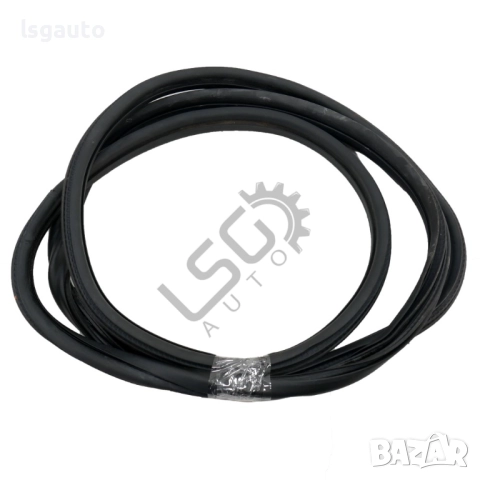 Уплътнение предна лява врата Peugeot 208 I 2012-2019 ID: 152130