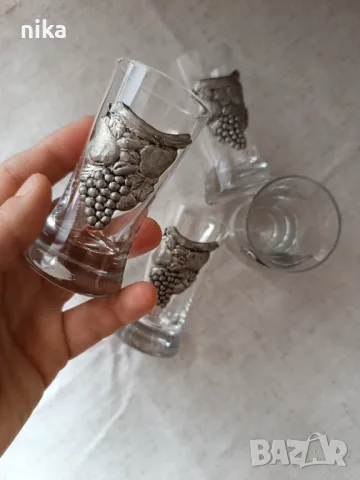ARTINA 4 малки чашки за ракия, водка или welcome drink, снимка 2 - Антикварни и старинни предмети - 49832075