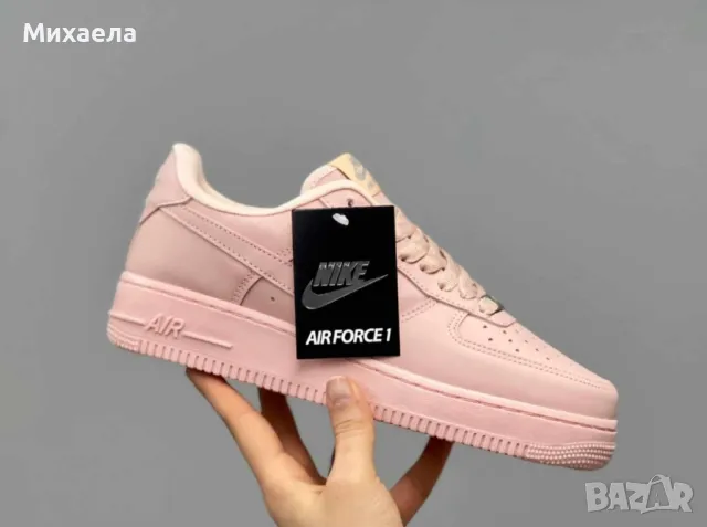 Дамски маратонки Nike Air Force - два цвята - 77 лв., снимка 1 - Маратонки - 49341408