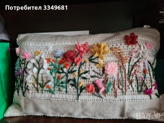 Lenena malka canta (neseser)s ricna broderiya i dantela 