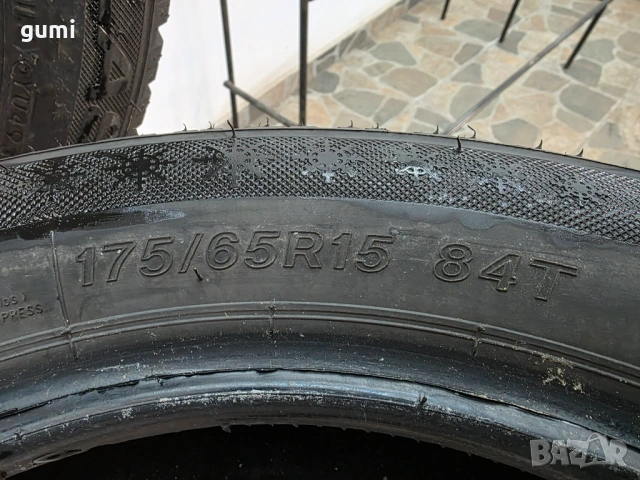 2бр зимни гуми 175/65/15 LASSA L04667 , снимка 4 - Гуми и джанти - 53160760