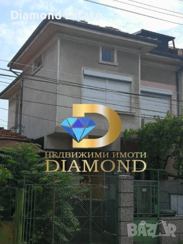 Двуетажна къща в град Харманли, снимка 3 - Къщи - 52089074