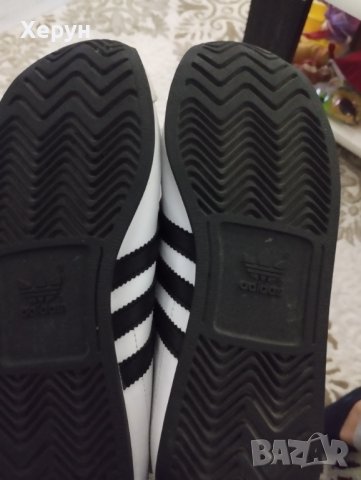 Дамски маратонки на Adidas, снимка 2 - Маратонки - 43273675