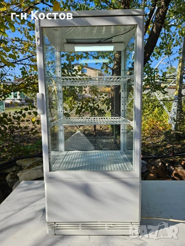 Витрина за торти, сладкарски изделия, сандвичи, плодове,зеленчуци и други продукти 