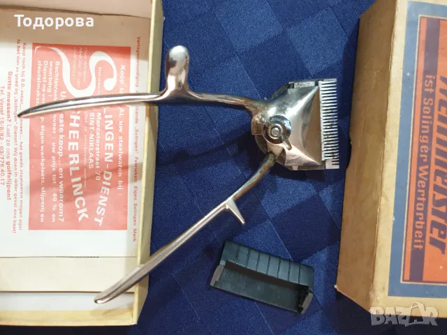 Старинна ръчна машинка за подстригване Solingen, снимка 5 - Антикварни и старинни предмети - 49689608