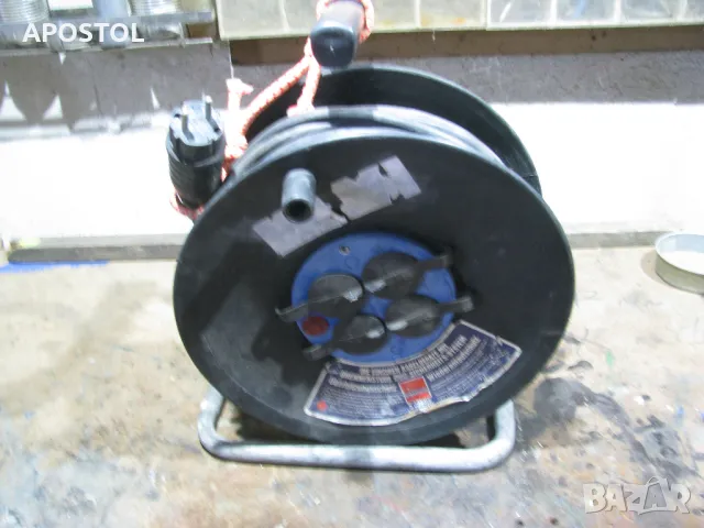 Удължител макара, снимка 2 - Кабели - 48354345