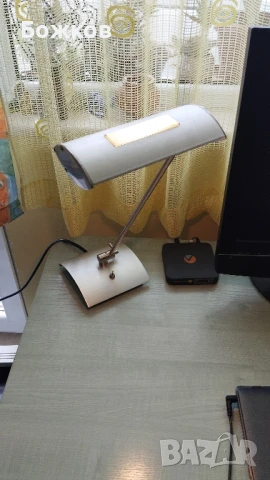 лампа за бюро, снимка 5 - Настолни лампи - 50829334