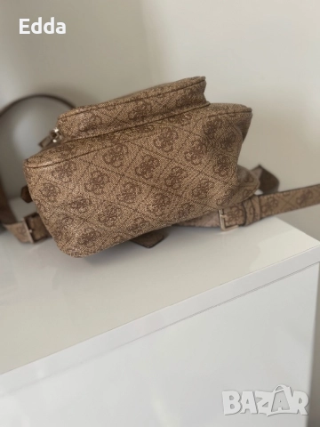 Раница guess , снимка 2 - Раници - 51854541