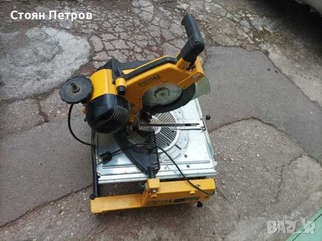 Комбиниран циркуляр DeWALT, снимка 2 - Циркуляри - 39887642