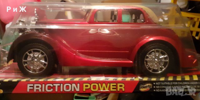 Ретро кола- червен цвят., снимка 3 - Коли, камиони, мотори, писти - 36713844